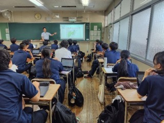 １年理数科ARⅠ「天草研修事前学習・天草の生物・化石調べ」