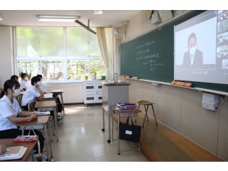 令和４年度第２学期新任式・表彰式・始業式が行われました。