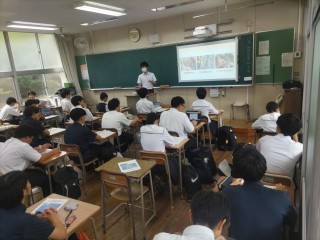 1年理数科ARⅠ「天草研修事前指導、研究講座シート作成」