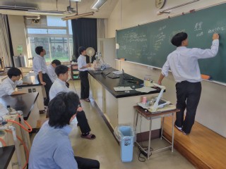 ２年理数科ARⅡ「活動の様子」
