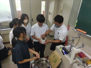 2年普通科物理基礎・物理「比熱の測定」