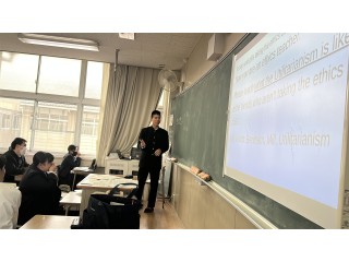 SSH探究型教科横断授業『３年英語科、物理×倫理×政経 in Englishに挑戦！』